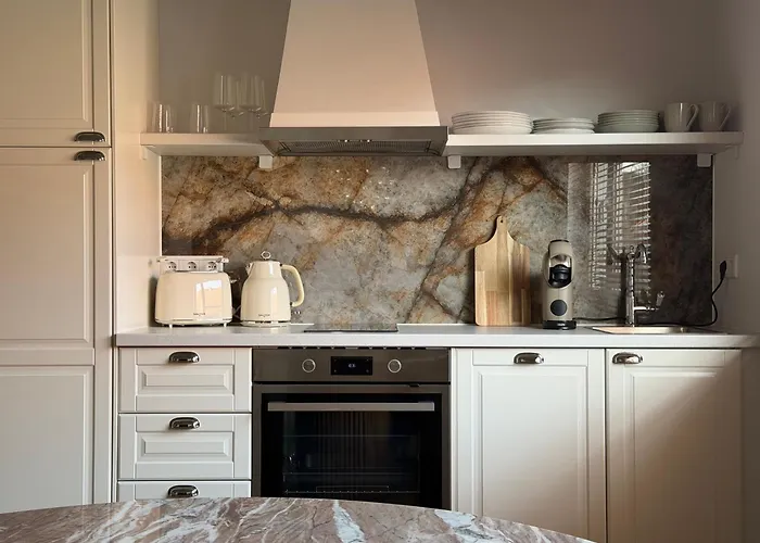 Apartment Art And Elegance, Family Friendly 2bedroom Near Frankfurt Airport, Free Parking Floersheim am Main