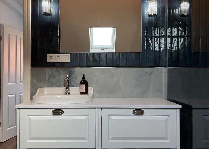 Apartamento Art And Elegance, Family Friendly 2bedroom Near Frankfurt Airport, Free Parking